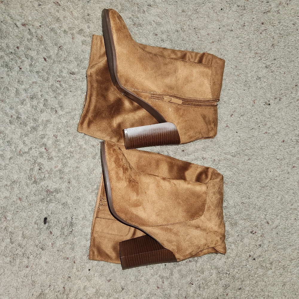 Winter boots with some heels